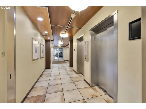 $179,000 | 1313 Lincoln Street, Unit 1005, Eugene, OR 97401