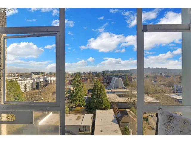 $199,700 | 1313 Lincoln Street, Unit 1005, Eugene, OR 97401