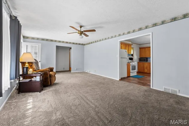 $310,000 | 17 Wood Drive, Carlyle, IL 62231