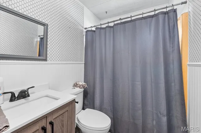 $310,000 | 17 Wood Drive, Carlyle, IL 62231