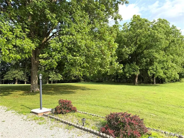 $310,000 | 17 Wood Drive, Carlyle, IL 62231
