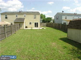 34 Farmhouse Road Sicklerville, NJ 08081 - Photo 2 of 3 Exterior Back