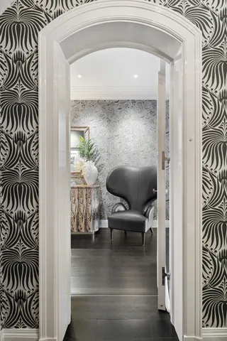 $3,095,000 | 1540 North Lake Shore Drive, Unit 8N, Chicago, IL 60610