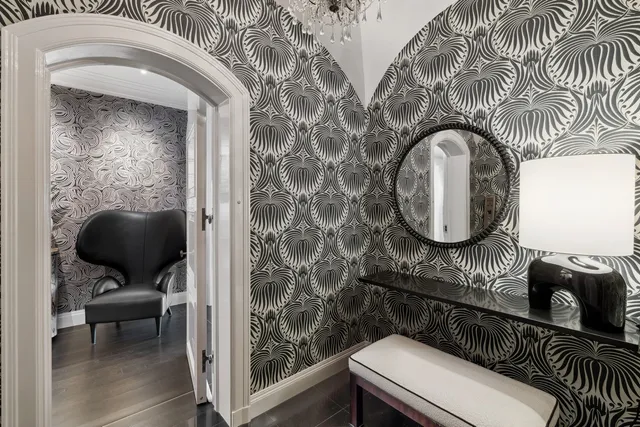 $3,095,000 | 1540 North Lake Shore Drive, Unit 8N, Chicago, IL 60610