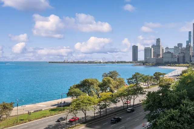 $3,095,000 | 1540 North Lake Shore Drive, Unit 8N, Chicago, IL 60610