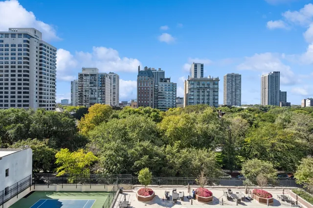 $3,095,000 | 1540 North Lake Shore Drive, Unit 8N, Chicago, IL 60610