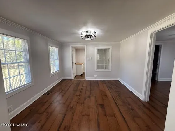 $1,950 | 128 Peterson Hill Avenue, Burgaw, NC 28425