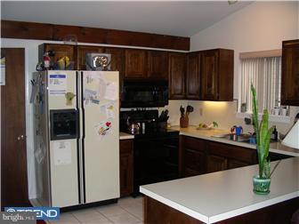 117 Tall Pines Road Newark, DE 19713 - Photo 4 of 11 Gallery Image 4