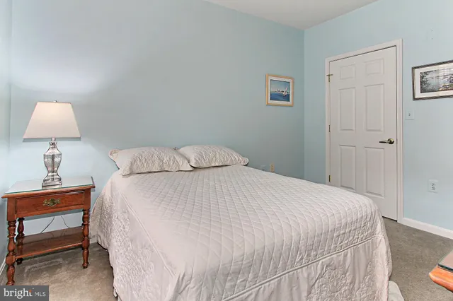 $2,900 | 5120 Donovan Drive, Unit 107, Alexandria, VA 22304