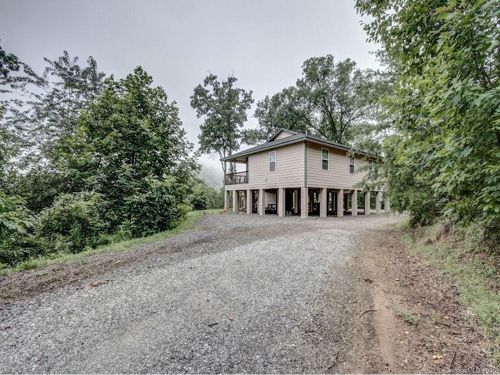 32 Stumpy Oak Road, Unit 11 Sylva, NC 28779 - Photo 3 of 24 Gallery Image 3