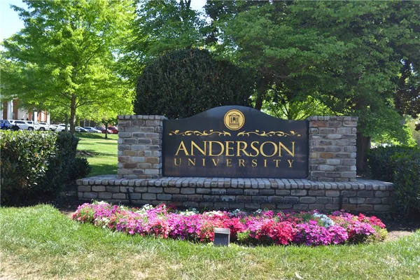 $1,200 | 205 B East Broad Street, Anderson, SC 29621