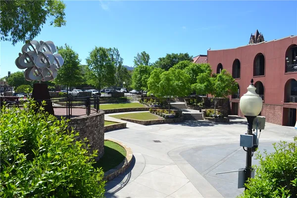 $1,200 | 205 B East Broad Street, Anderson, SC 29621