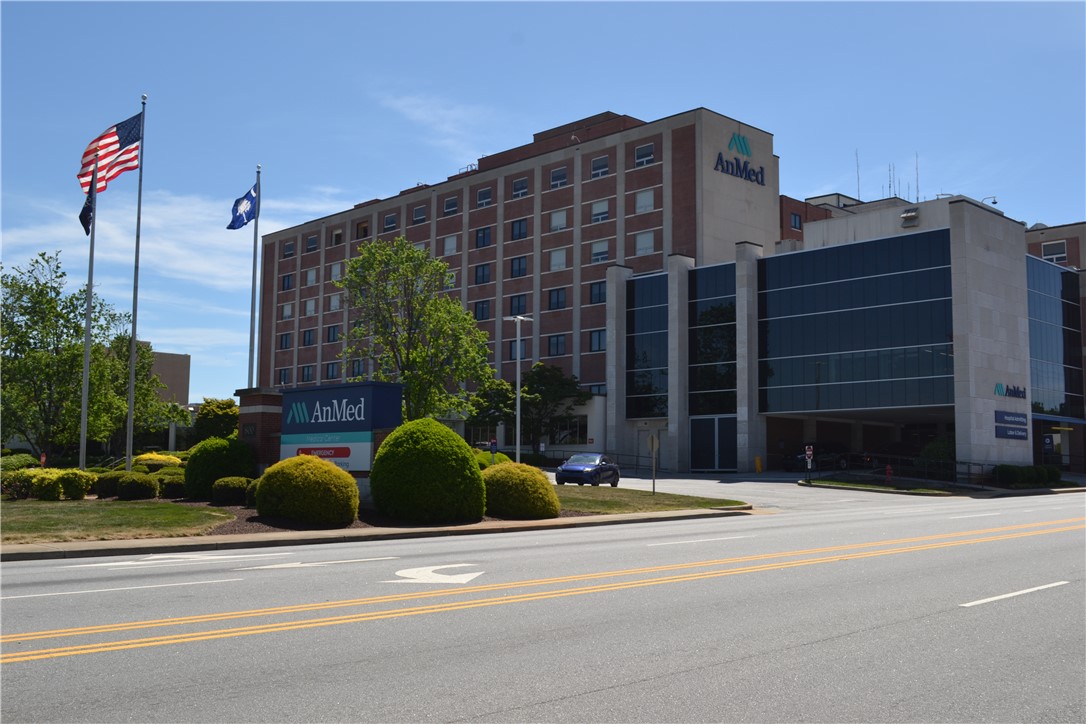 205 B East Broad Street Anderson, SC 29621 - Photo 23 of 27 Walking distance to AnMed Hospital.