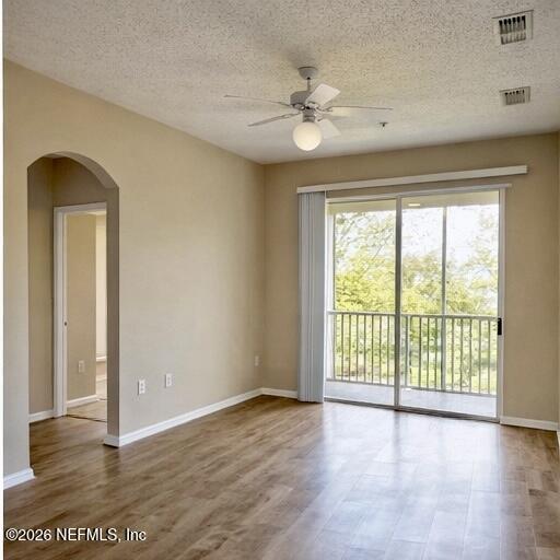 10550 Baymeadows Road, Unit 211 Jacksonville, FL 32256 - Photo 3 of 13 Living Space