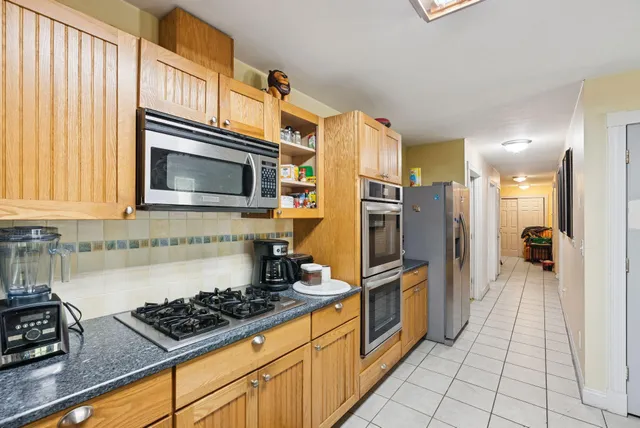 $999,999 | 86-88 Skips Way, Waterboro, ME 04087