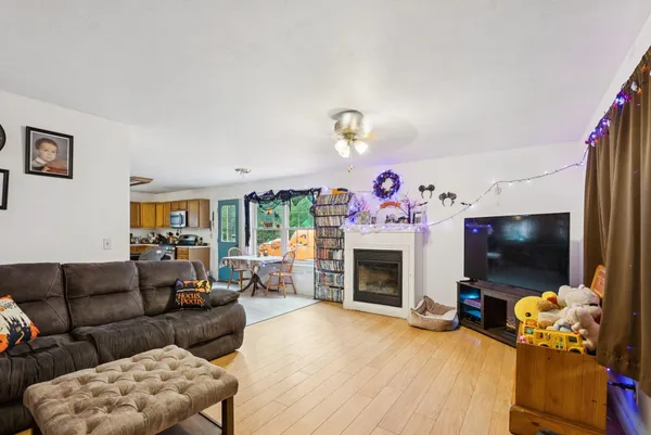 $849,999 | 86-88 Skips Way, Waterboro, ME 04087