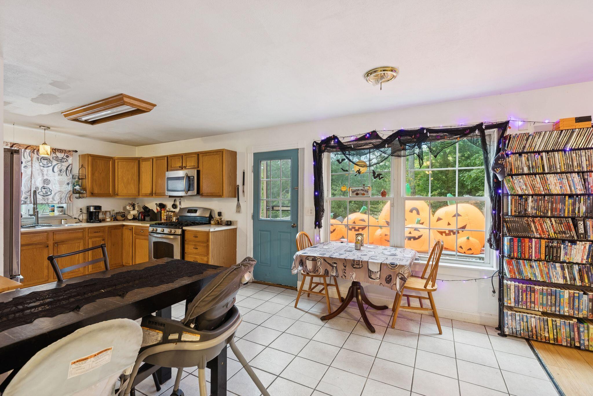 86-88 Skips Way Waterboro, ME 04087 - Photo 52 of 69 69_DSC01321