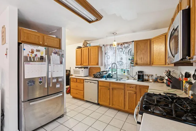 $999,999 | 86-88 Skips Way, Waterboro, ME 04087