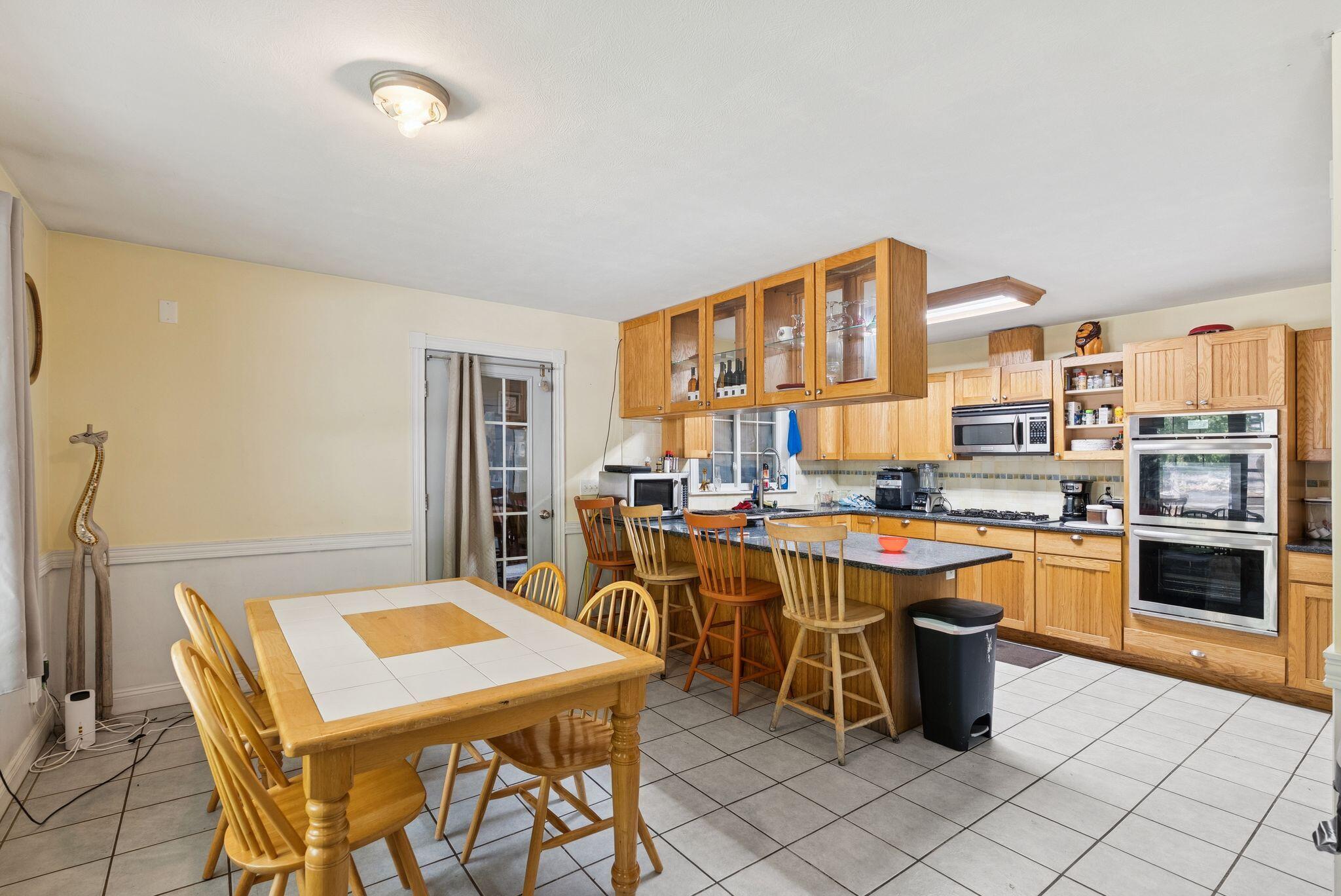 86-88 Skips Way Waterboro, ME 04087 - Photo 10 of 69 27_DSC01076