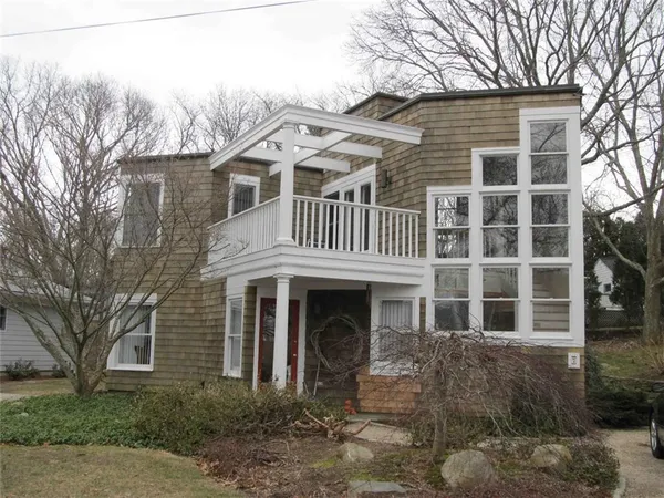 $2,600 | 7 Springcove Road, Narragansett, RI 02882
