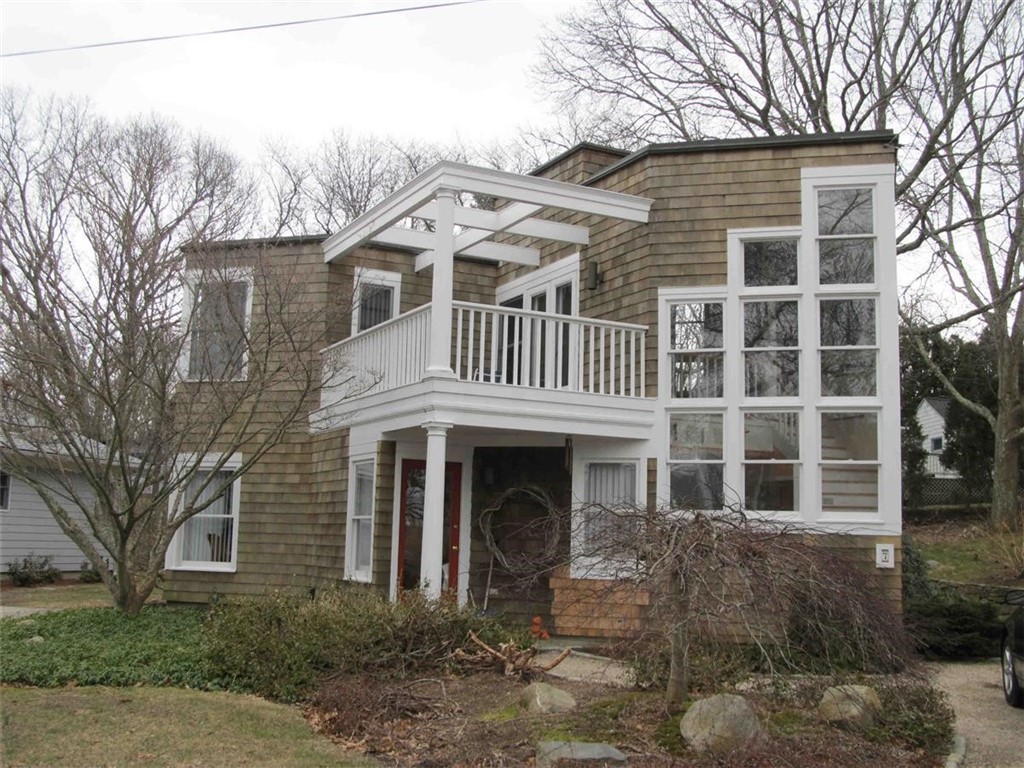 7 Springcove Road Narragansett, RI 02882 - Photo 2 of 20