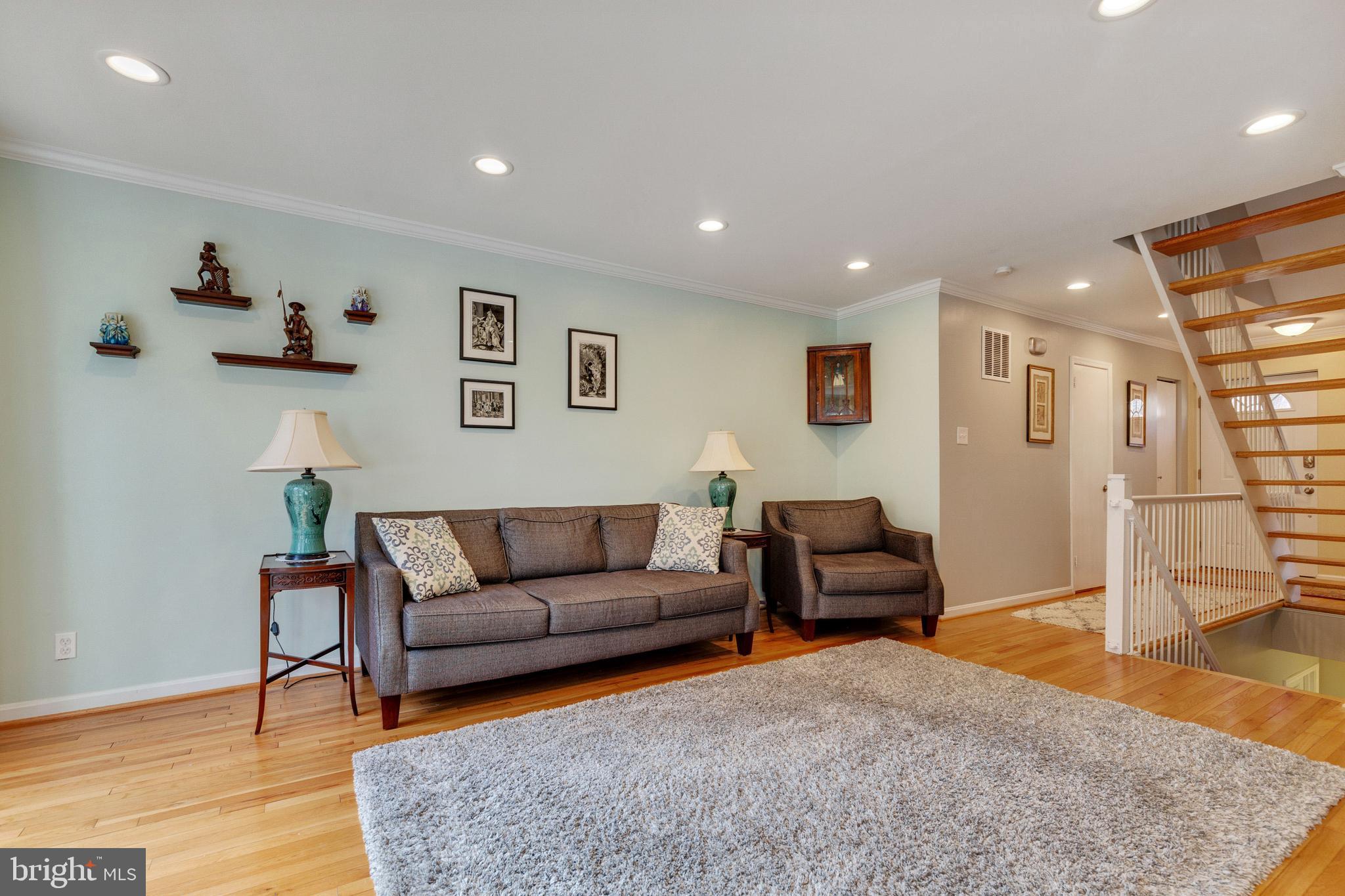 2115 Golf Course Drive Reston, VA 20191 - Photo 5 of 37
