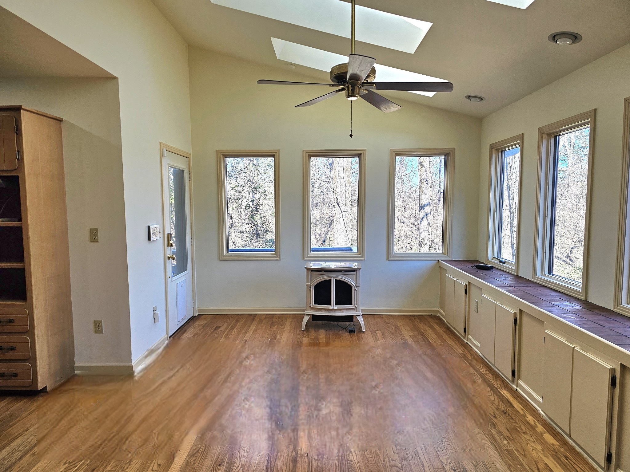 144 Wood Bluff Road Winchester, TN 37398 - Photo 22 of 63 a view of an empty room with window and wooden floor
