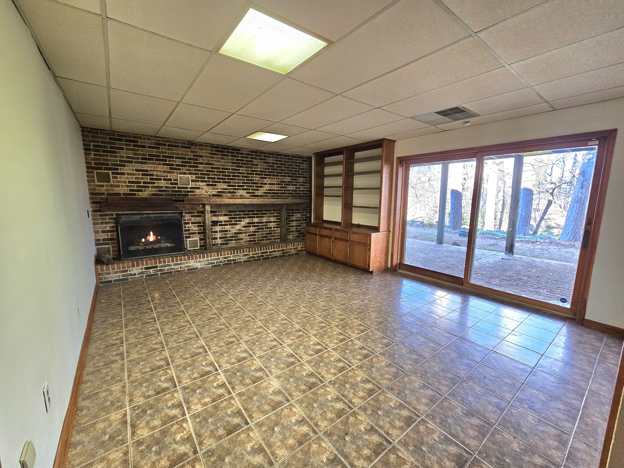 144 Wood Bluff Road Winchester, TN 37398 - Photo 35 of 63 a view of an empty room with a fireplace