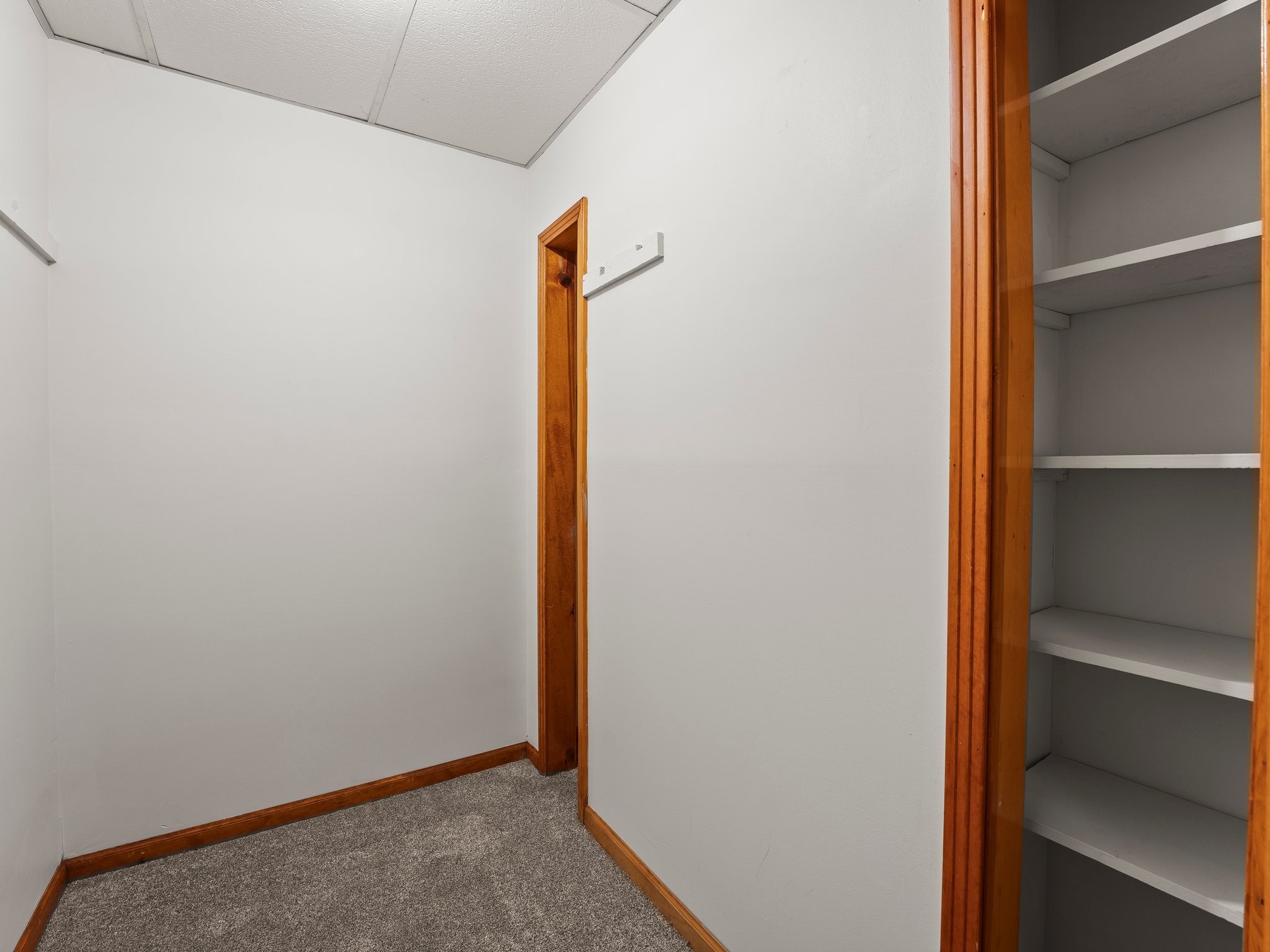 144 Wood Bluff Road Winchester, TN 37398 - Photo 40 of 63 a view of a room with rack on the wall
