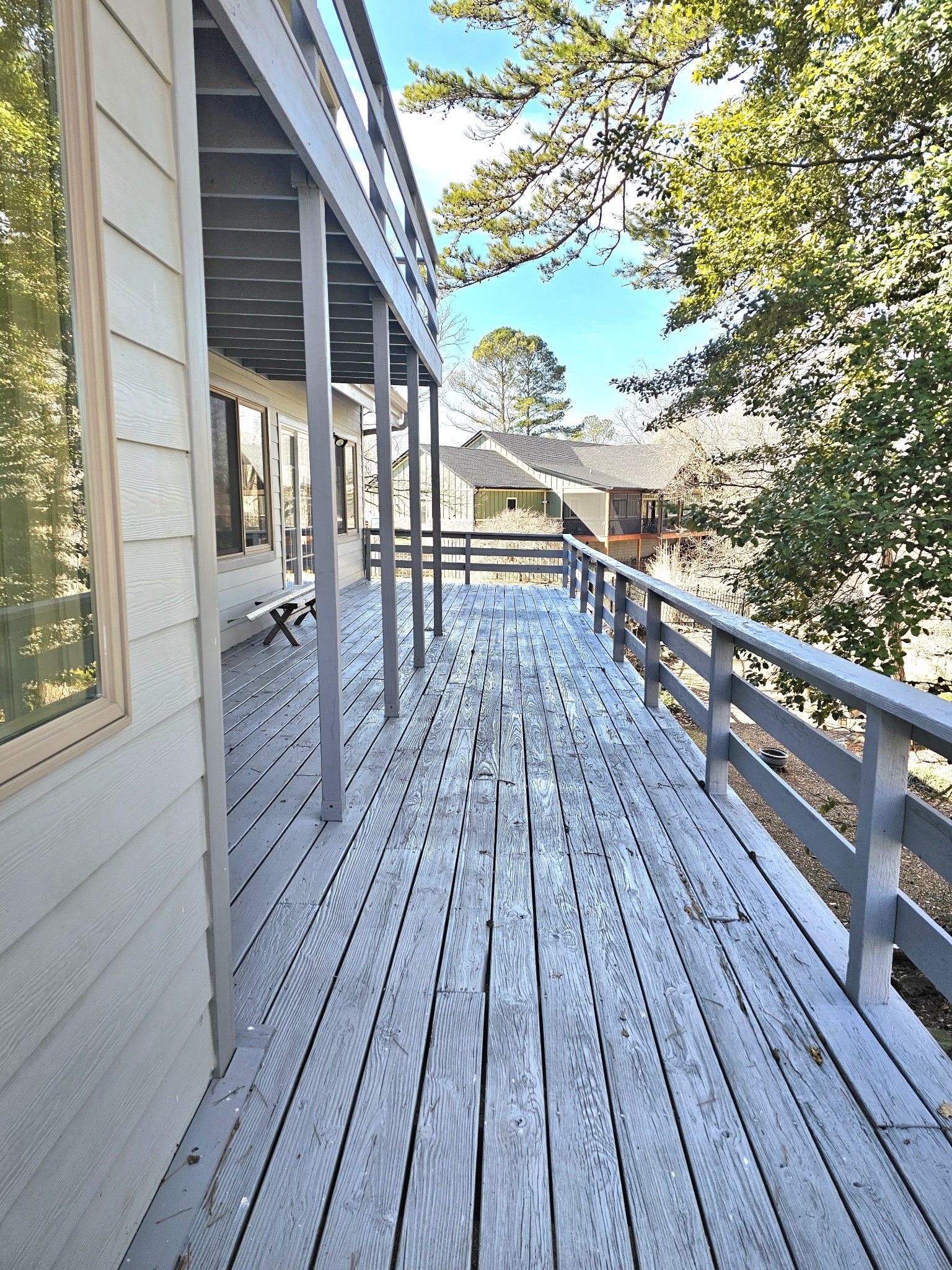 144 Wood Bluff Road Winchester, TN 37398 - Photo 44 of 63 a view of outdoor space with wooden floor and yard