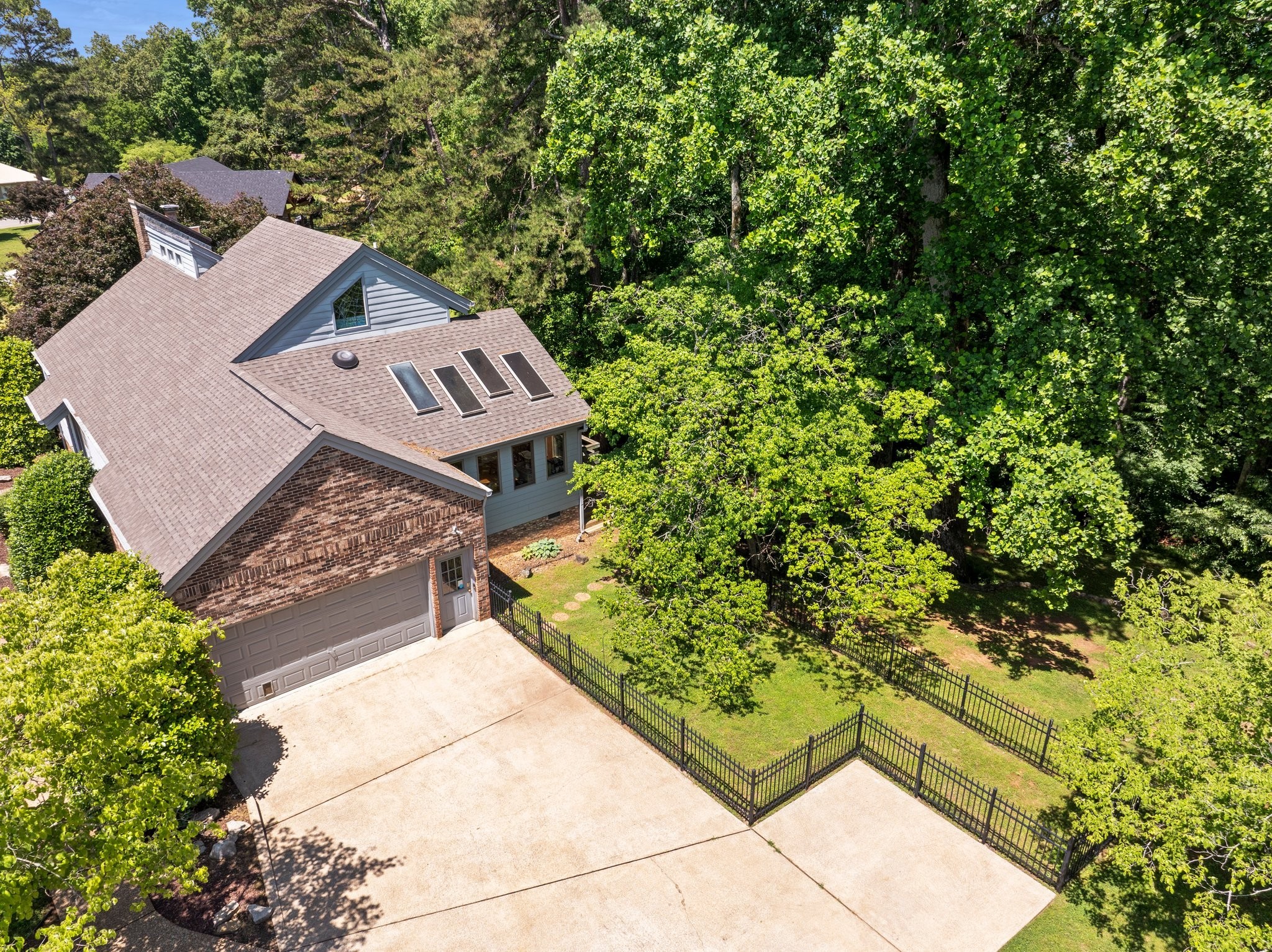 144 Wood Bluff Road Winchester, TN 37398 - Photo 54 of 63 an aerial view of a house with a yard