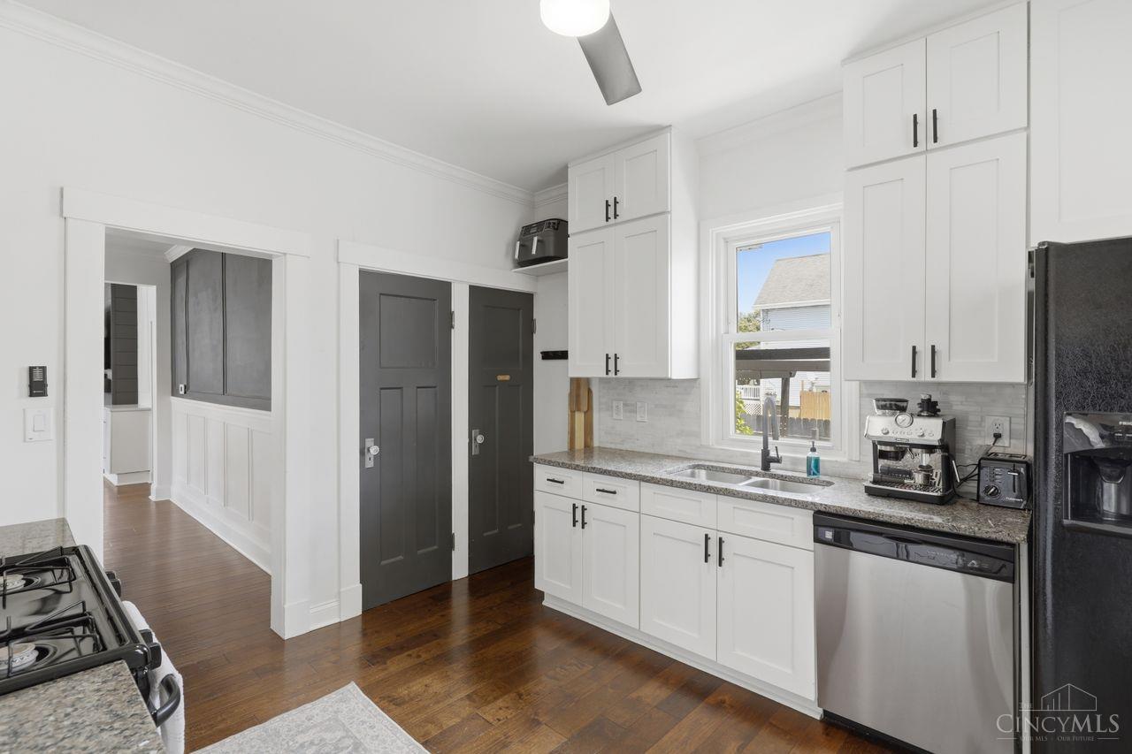 3329 Brotherton Road Cincinnati, OH 45209 - Photo 15 of 41