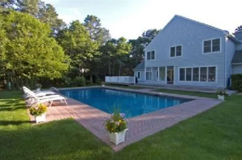 1611 Deerfield Road, Water Mill, NY 11976