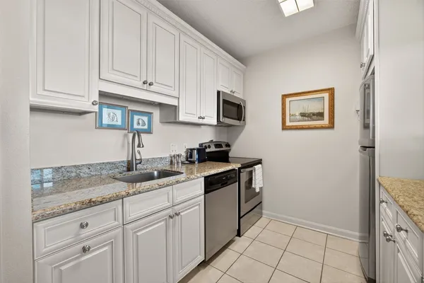 $369,000 | 1401 East Beach Drive, Unit 505, Galveston, TX 77550