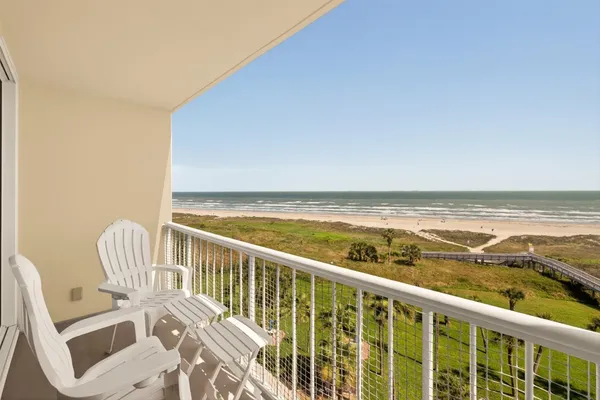 $369,000 | 1401 East Beach Drive, Unit 505, Galveston, TX 77550