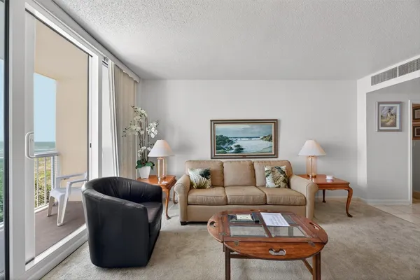 $369,000 | 1401 East Beach Drive, Unit 505, Galveston, TX 77550