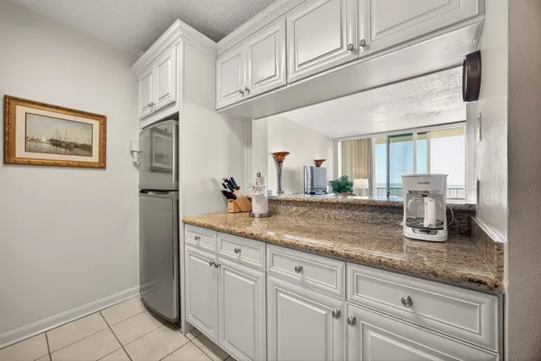 $369,000 | 1401 East Beach Drive, Unit 505, Galveston, TX 77550