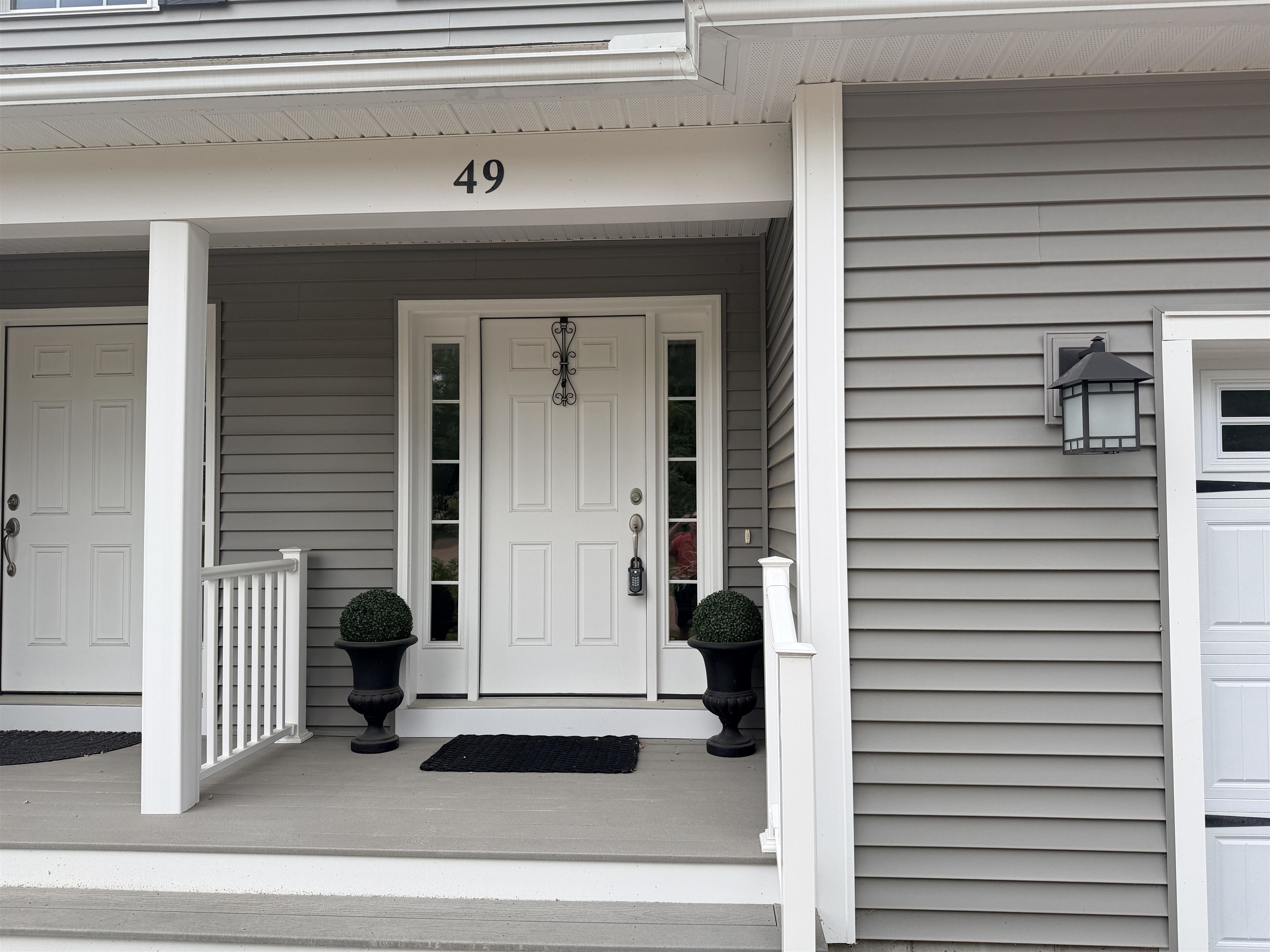 49 Florence Lane Colchester, VT 05446 - Photo 2 of 54