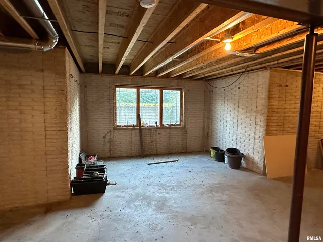 $239,000 | 10525 2 Mile Road, Thomson, IL 61285