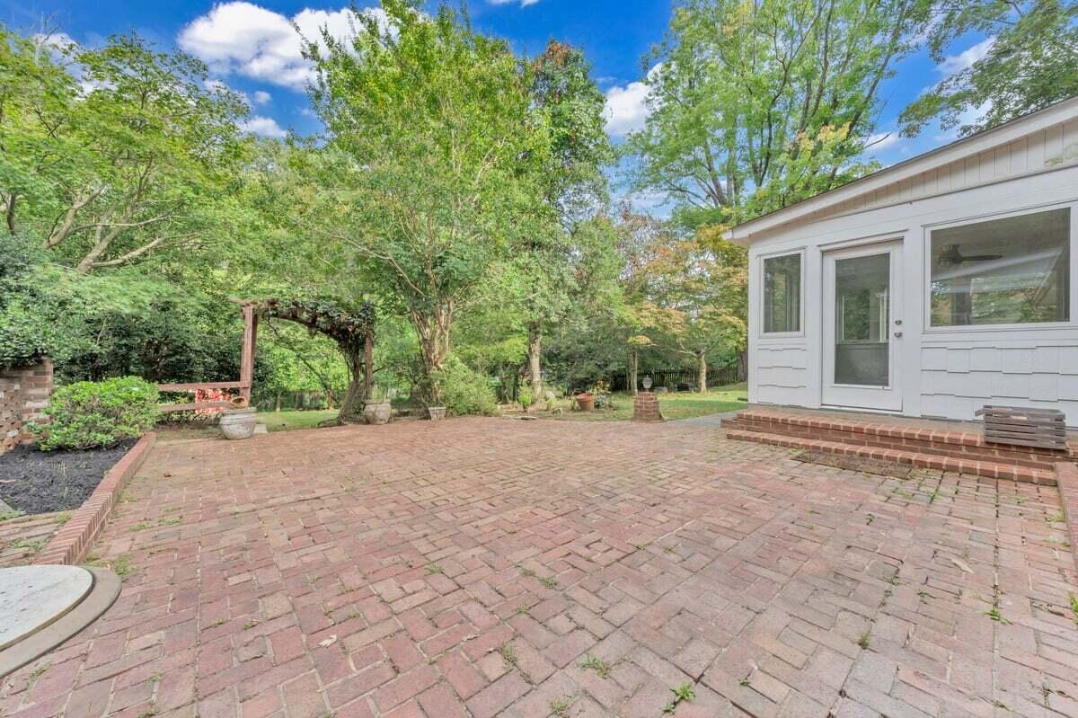 2546 Sharmar Road Roanoke, VA 24018 - Photo 16 of 86 MIB07116