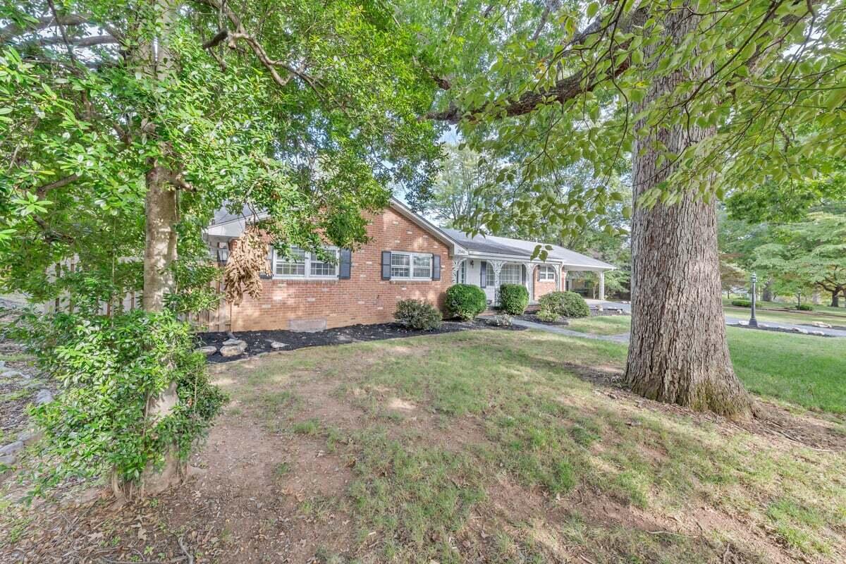 2546 Sharmar Road Roanoke, VA 24018 - Photo 6 of 86 MIB07155