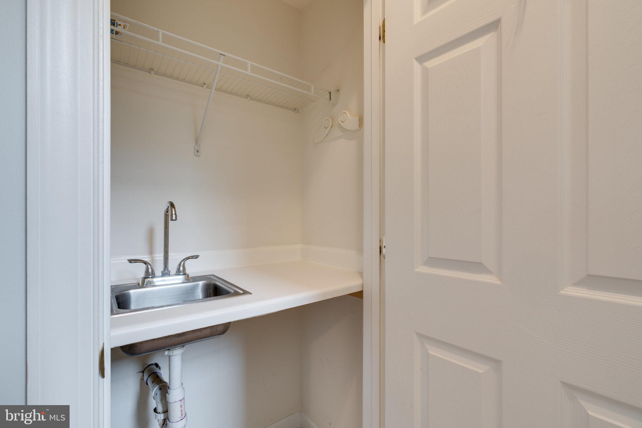 9185 Furey Road Lorton, VA 22079 - Photo 36 of 45 Gallery Image 36