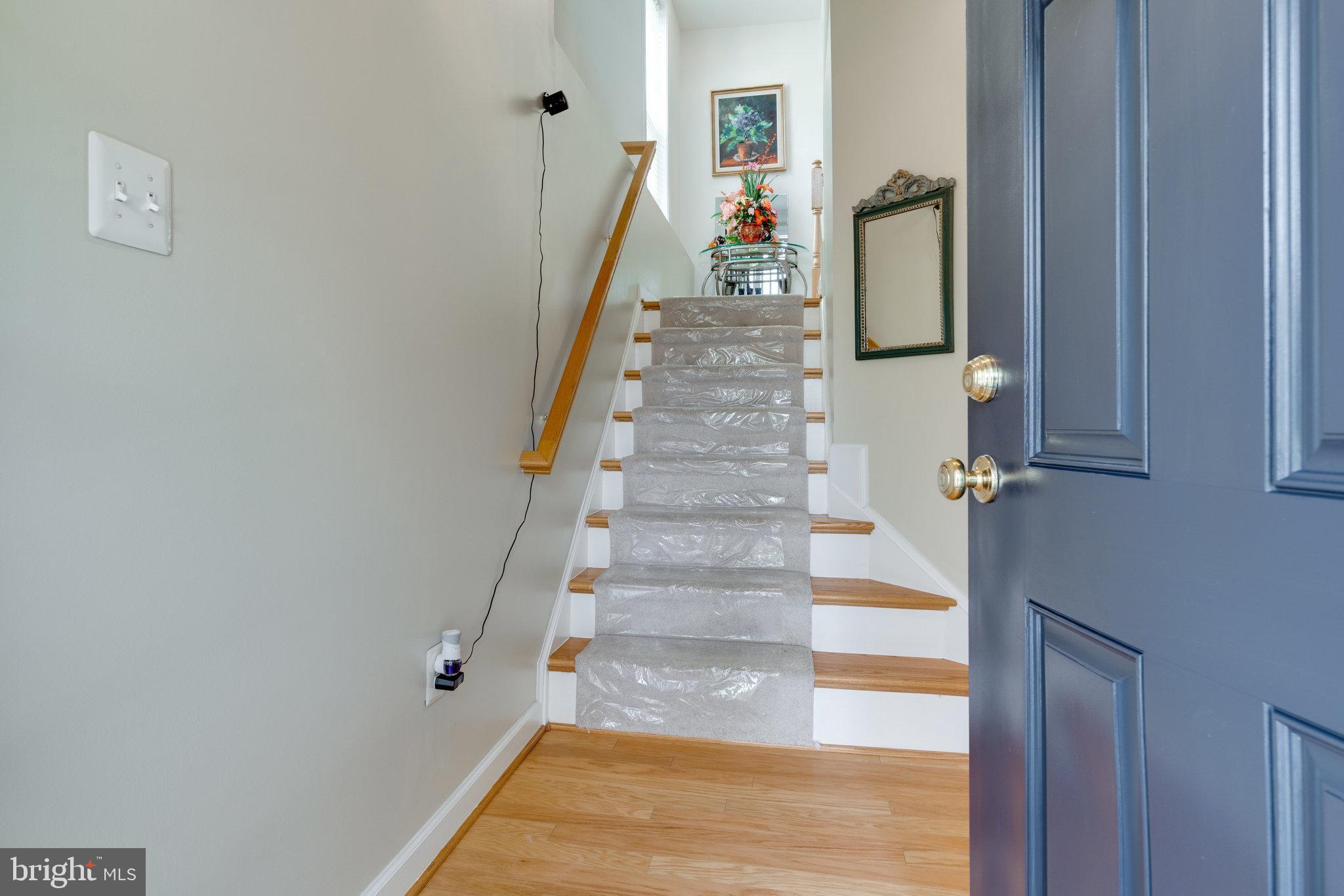 9185 Furey Road Lorton, VA 22079 - Photo 6 of 45 Gallery Image 6