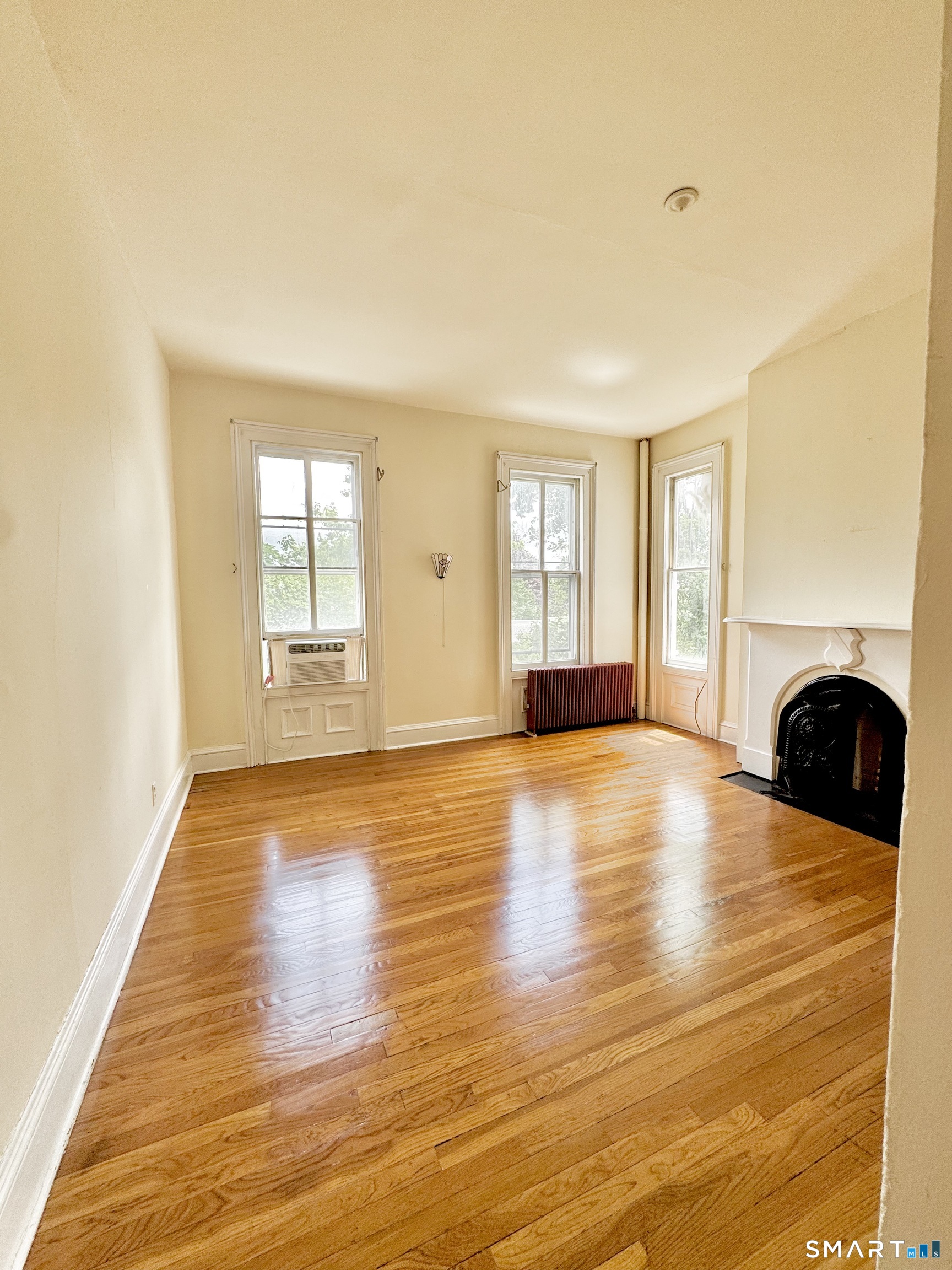 218 Flax Hill Road, Unit 6 Norwalk, CT 06854 - Photo 2 of 12