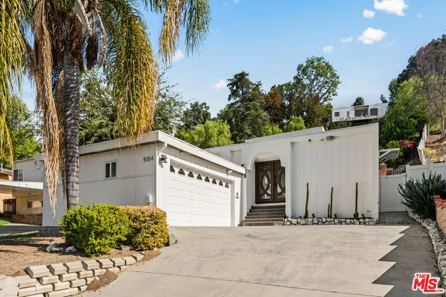 $1,495,000 | 5154 Don Pio Drive, Woodland Hills, CA 91364