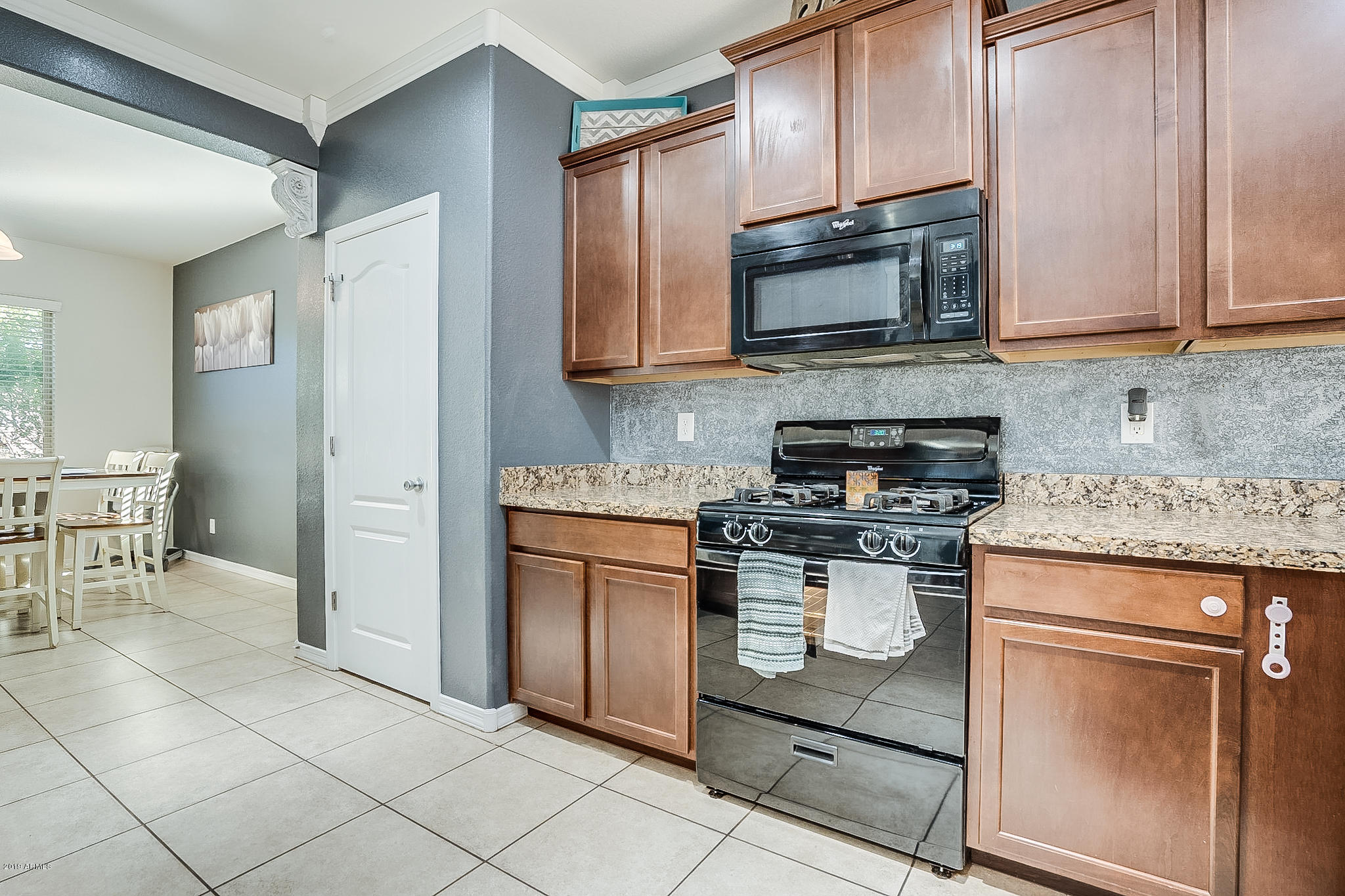 18614 North Lariat Road Maricopa, AZ 85138 - Photo 11 of 46 Kitchen