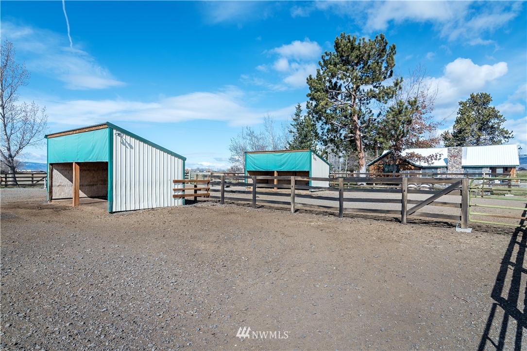2751 Brick Mill Road Ellensburg, WA 98926 - Photo 20 of 38 Gallery Image 20