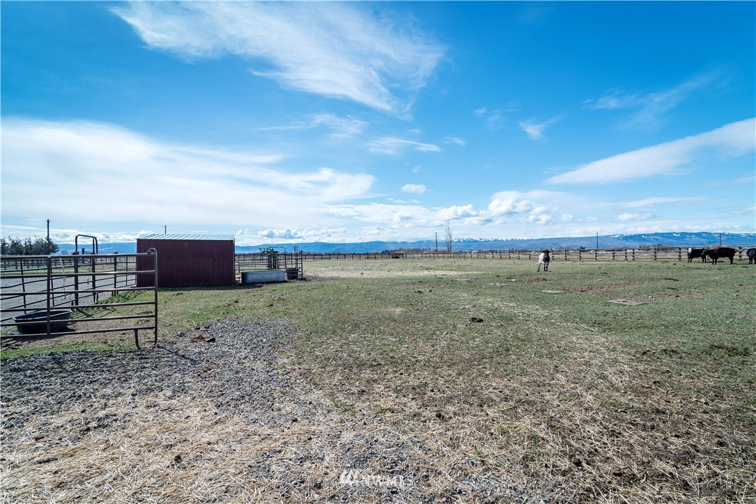 2751 Brick Mill Road Ellensburg, WA 98926 - Photo 22 of 38 Gallery Image 22