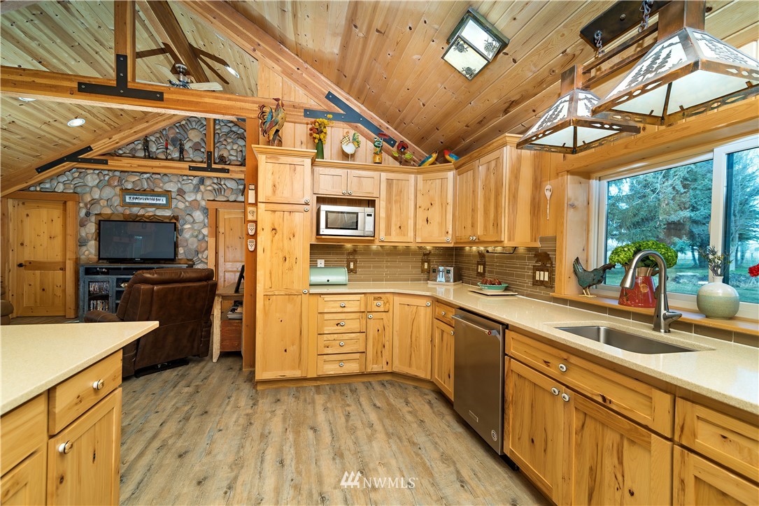 2751 Brick Mill Road Ellensburg, WA 98926 - Photo 8 of 38 Gallery Image 8