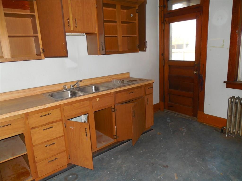 63 Harlem Avenue McKees Rocks, PA 15136 - Photo 10 of 18 Gallery Image 10